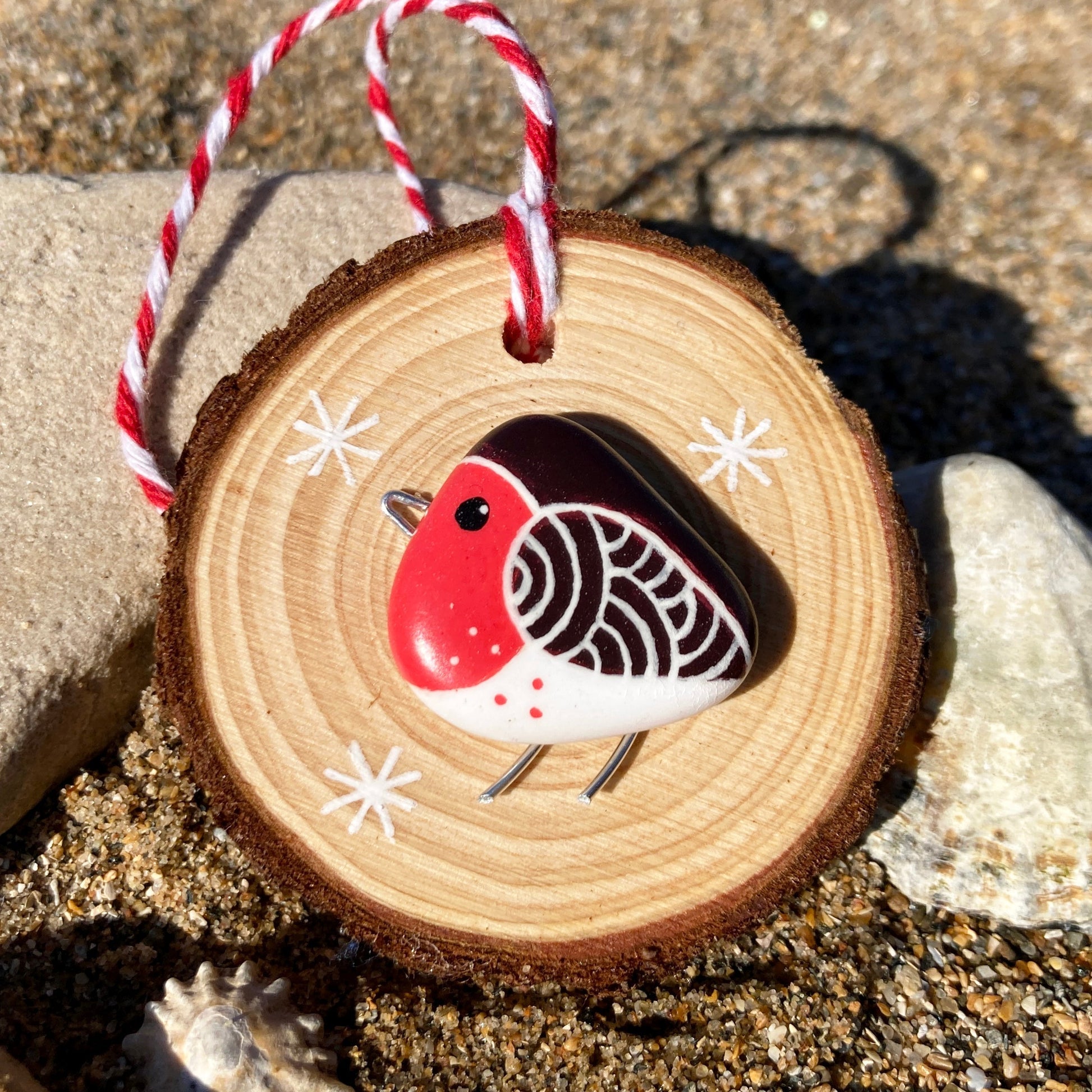 Robin - Handmade Beach Pebble Wooden Christmas Tree Decoration - East Neuk Beach Crafts